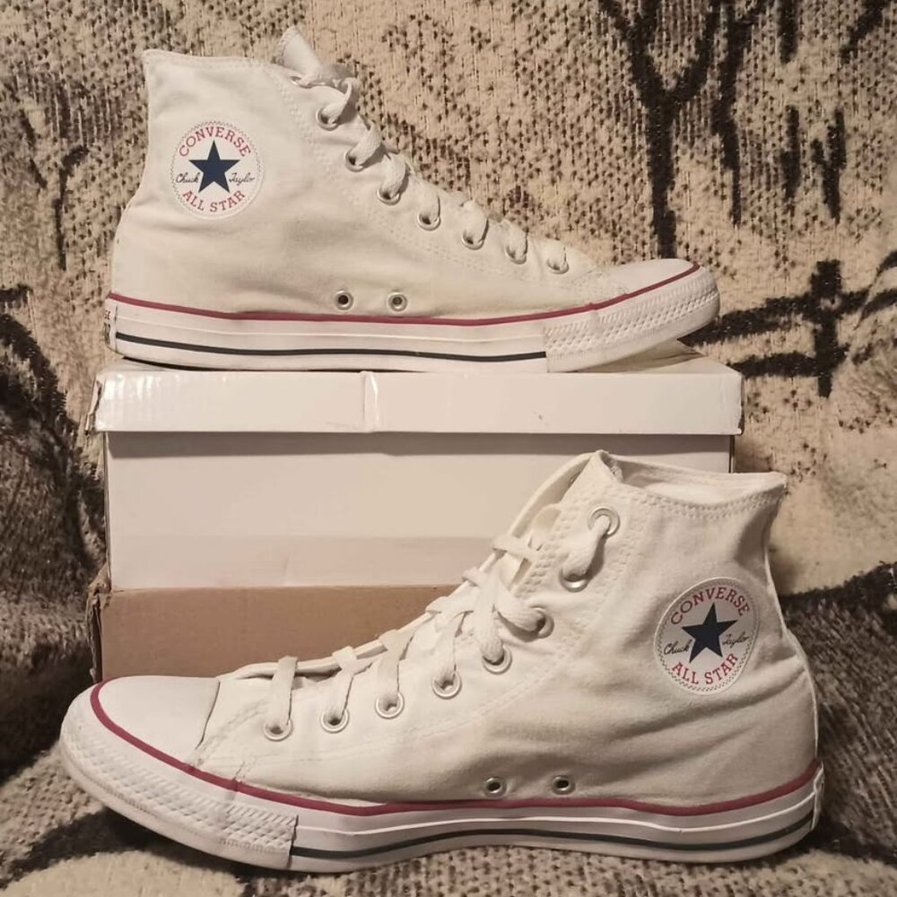 Converse All Star Chuck Taylor High Tops Size 10.US Great Condition